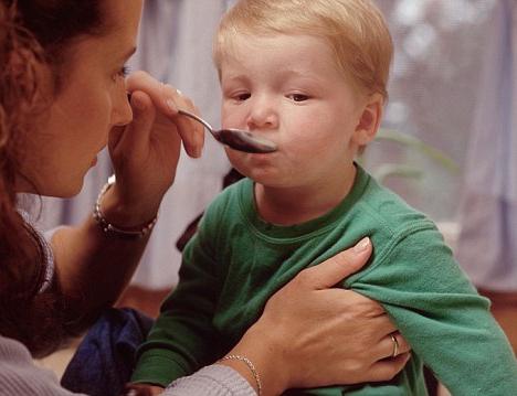 Cel mai bun medicament pentru o tuse uscată pentru un copil