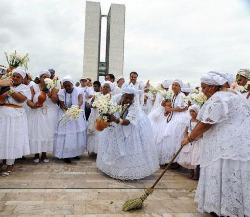 Cea mai populară religie din Brazilia, precum și credințele vechi ale localnicilor