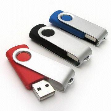 Cum se deschide foldere ascunse pe o unitate flash USB utilizând linia de comandă