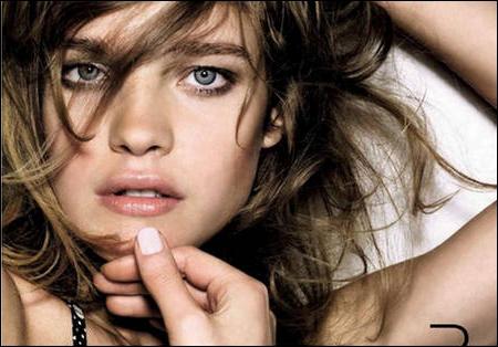 Biografia Nataliei Vodianova - Cenușăreasa Rusă