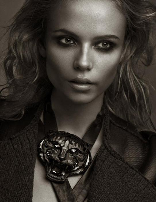 Natasha Poly Biografie 