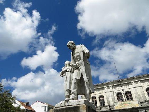 un eseu despre un monument cultural