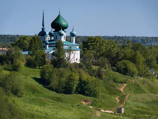 Old Ladoga: obiective turistice și excursii. Mănăstiri, o cetate și un muzeu. Ce să vezi în Staraya Ladoga?