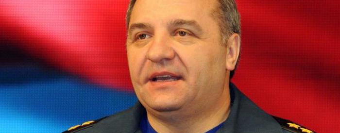 Cel mai important pentru salvare este ministrul situațiilor de urgență Vladimir Puchkov